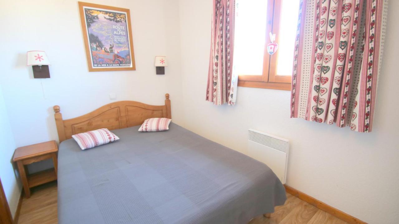 Les Chalets Du Parc Aux Etoiles - Cimes Et Neige Puy-Saint-Vincent Room photo