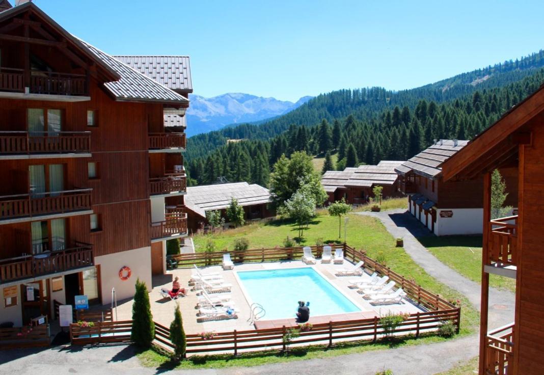 Les Chalets Du Parc Aux Etoiles - Cimes Et Neige Puy-Saint-Vincent Exterior photo